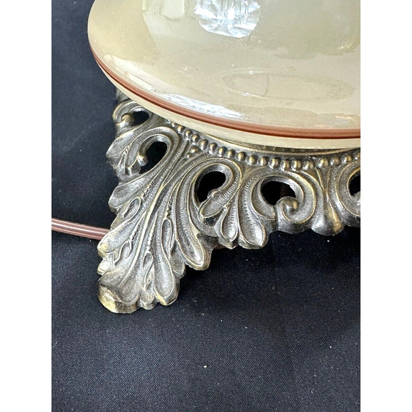 Vintage Honey Iridescent Hand Painted Gone With the Wind Hurricane Lamp 1973 - Picture 11 of 11